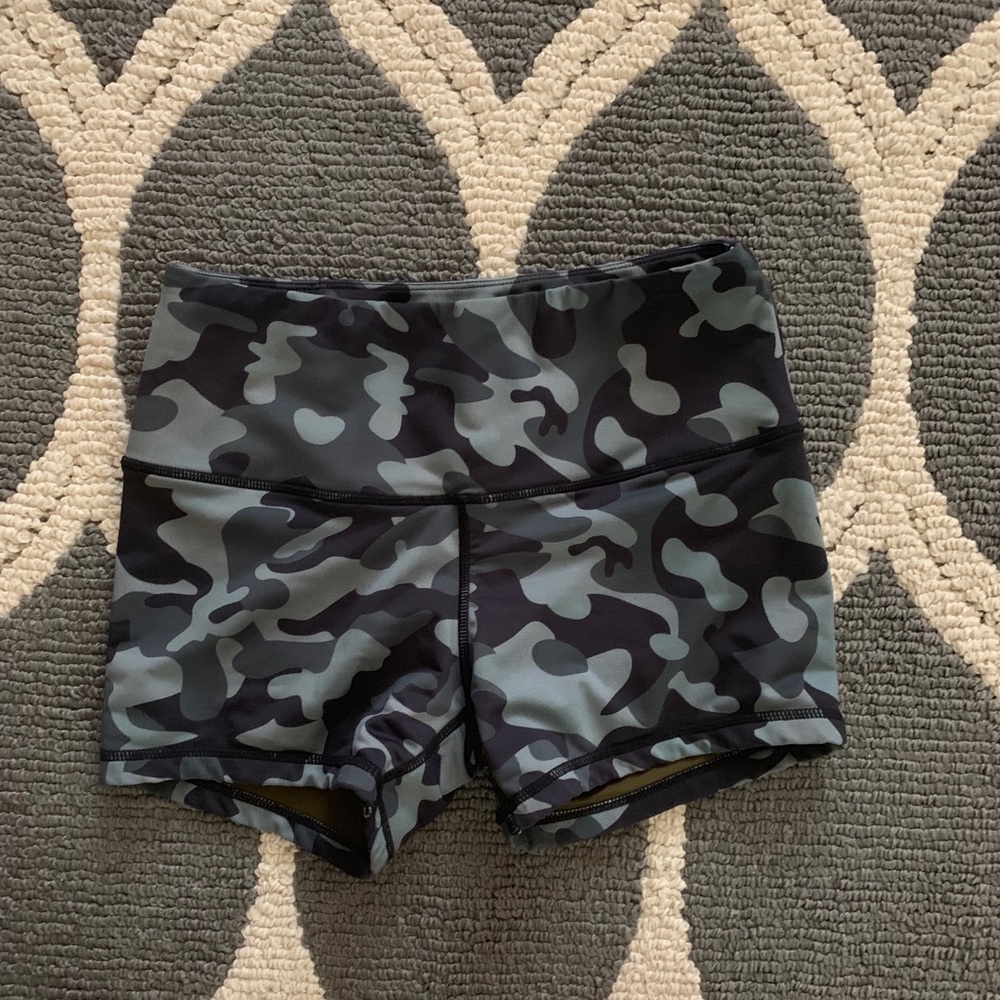 Girls Who Powerlift shorts 3.5”